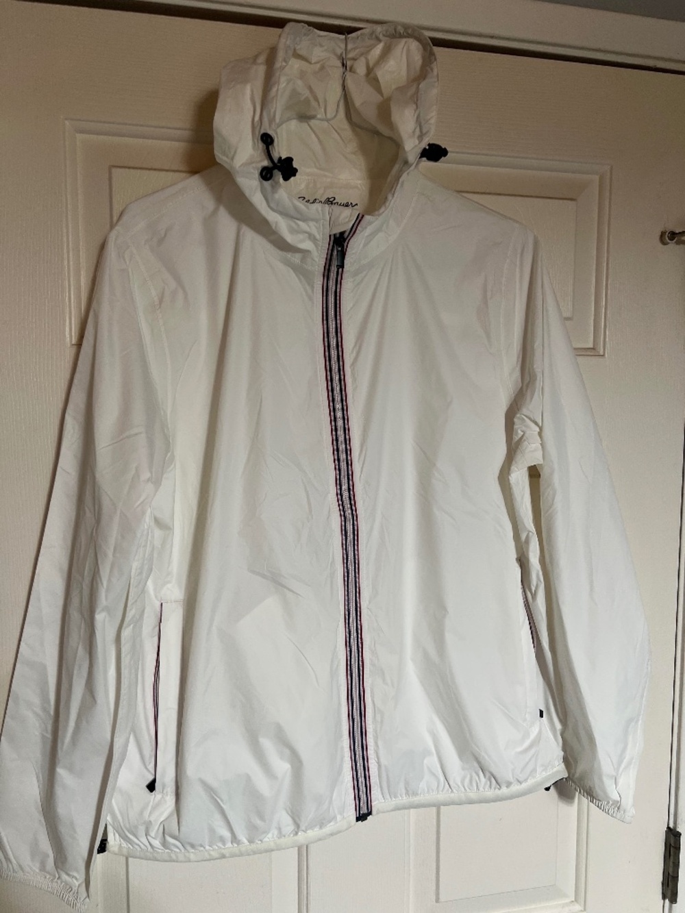 Women's Eddie Bauer Windbreaker- White XL